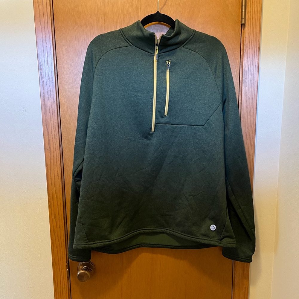 LL Bean Men’s Green Pullover with Yellow Zipper Size XL